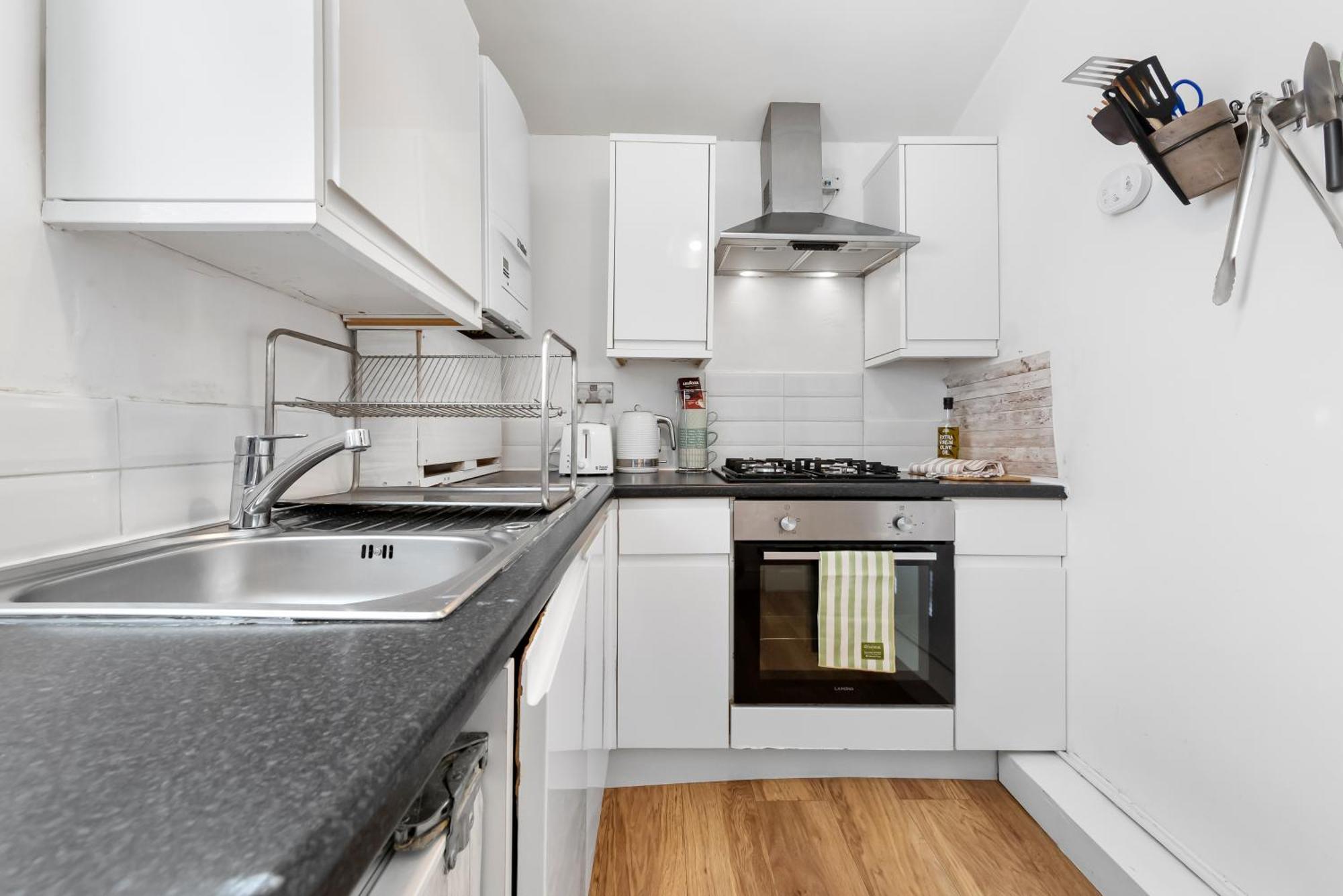 Big Ben, 10 Mins To Bridge, 5 Min Croydon, 30 Min Airport Appartement Londen